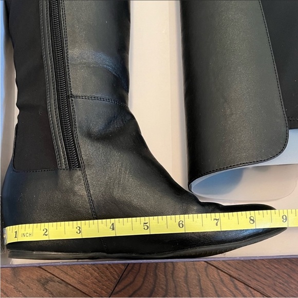 Stuart Weitzman Mainline Leather Boots - Picture 7 of 11